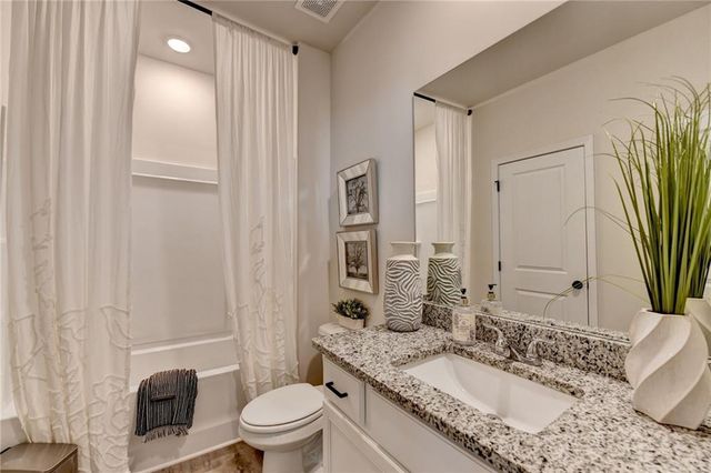 735 Rodeo Drive, Auburn, GA 30011