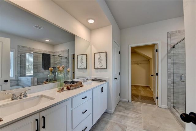 735 Rodeo Drive, Auburn, GA 30011