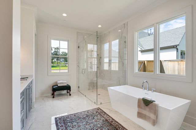 9115 CHEATHAM LN, Germantown, TN 38138