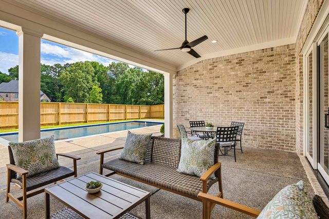 9115 CHEATHAM LN, Germantown, TN 38138