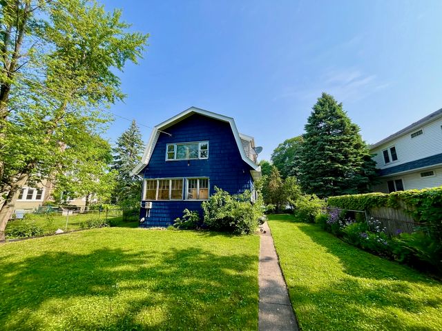 1520 Washington Street, Evanston, IL 60202