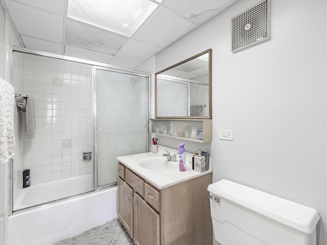 850 Des Plaines Avenue 207, Forest Park, IL 60130