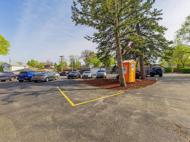 850 Des Plaines Avenue 207, Forest Park, IL 60130