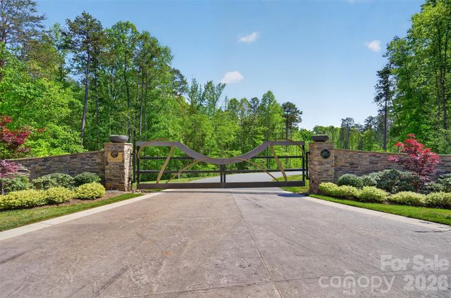 2A Ventosa Drive, Denver, NC 28037