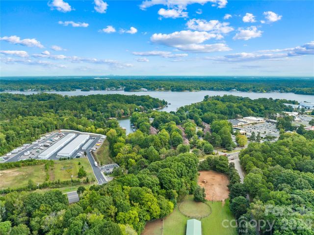 4130 Charlotte Highway C, Lake Wylie, SC 29710