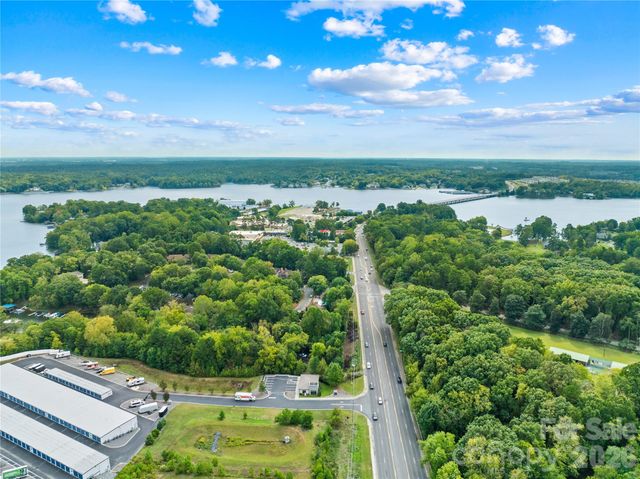 4130 Charlotte Highway C, Lake Wylie, SC 29710