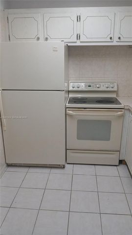 125 Canterbury E 125, West Palm Beach, FL 33417