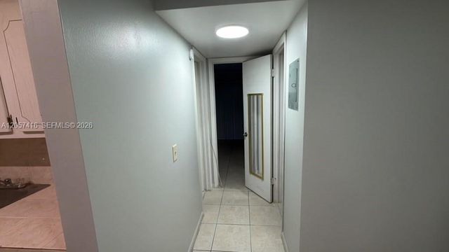 125 Canterbury E 125, West Palm Beach, FL 33417