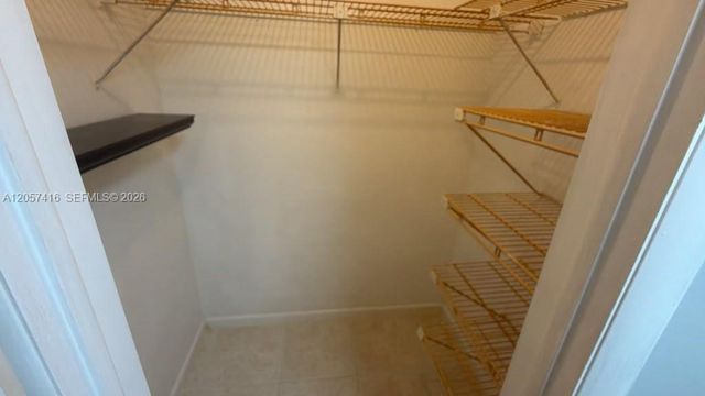 125 Canterbury E 125, West Palm Beach, FL 33417