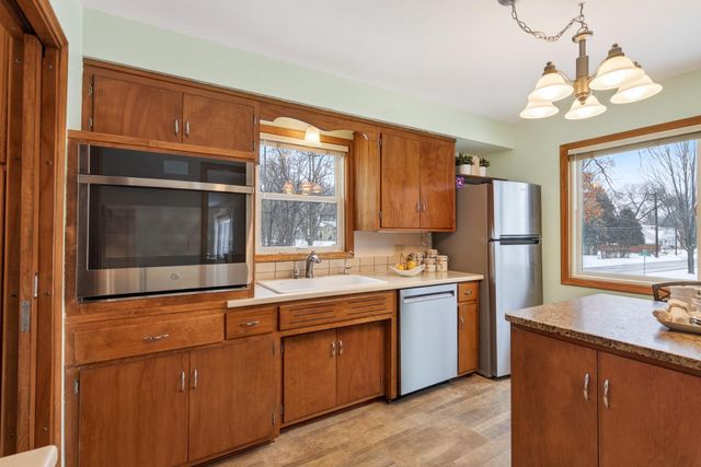 2700 Vernon Avenue S, Saint Louis Park, MN 55416