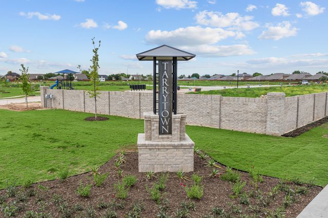 1021 Western Hills Drive, Crowley, TX 76036