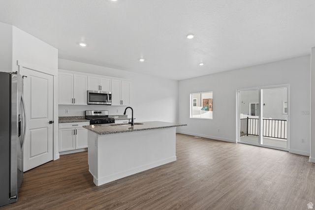7146 OQUIRRH RANCH PKWY, Eagle Mountain, UT 84005
