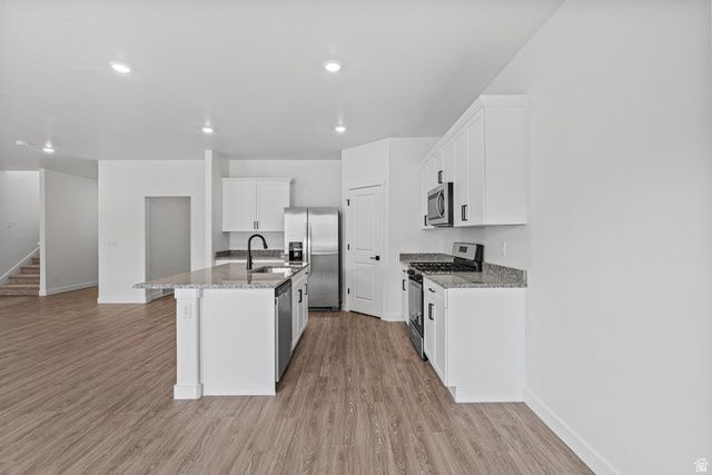 7146 OQUIRRH RANCH PKWY, Eagle Mountain, UT 84005