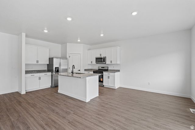 7146 OQUIRRH RANCH PKWY, Eagle Mountain, UT 84005