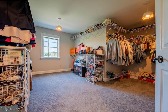 911 GOVE RD, Nazareth, PA 18064