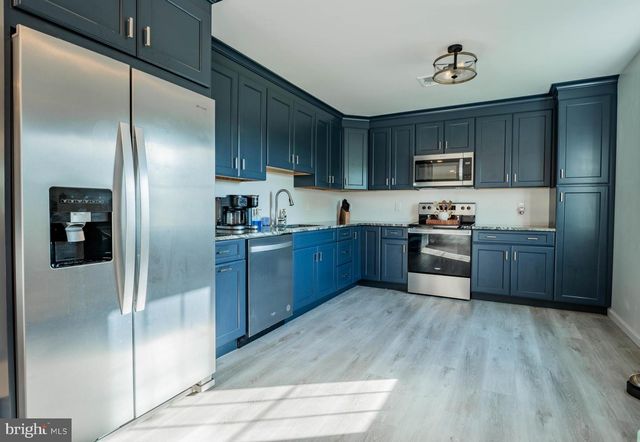 911 GOVE RD, Nazareth, PA 18064