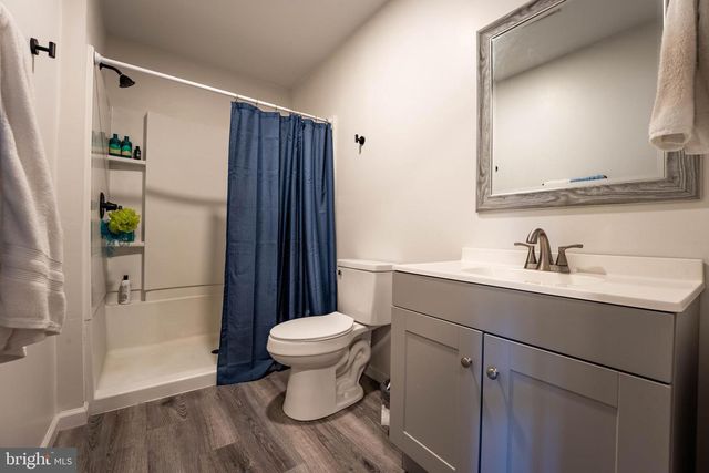 911 GOVE RD, Nazareth, PA 18064