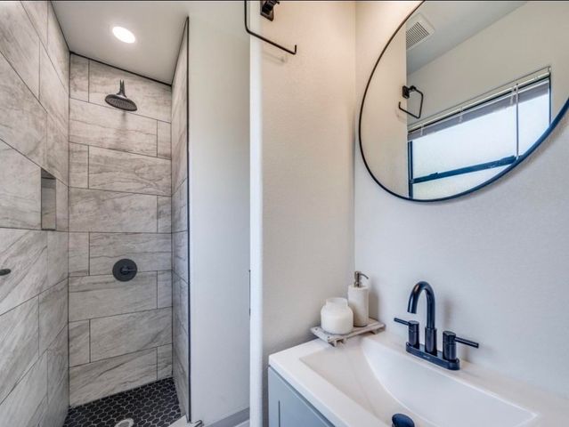 1208 Savage Drive, Fort Worth, TX 76134