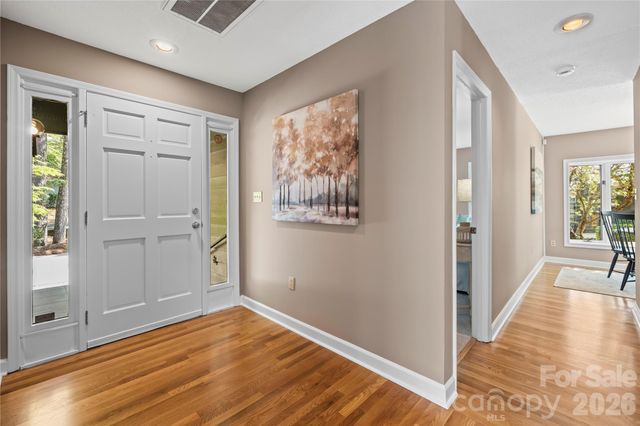 6212 Summertree Lane, Charlotte, NC 28226