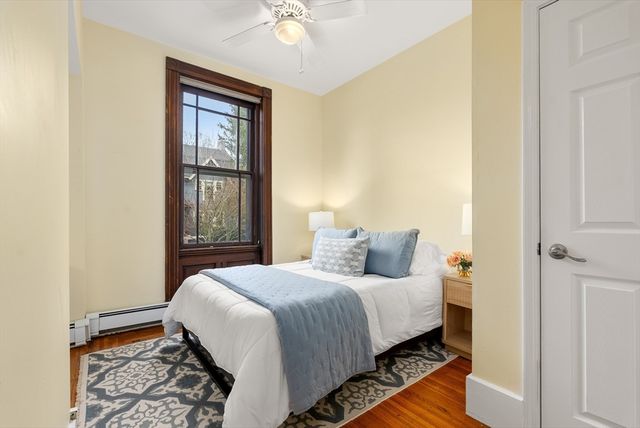 49 Grove St 2, Newton, MA 02466