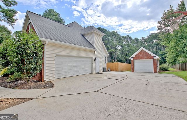 235 Manor Drive, Fayetteville, GA 30215
