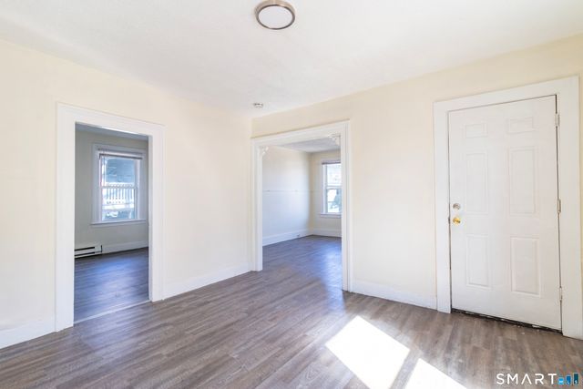 23 Beacon Street, Waterbury, CT 06704