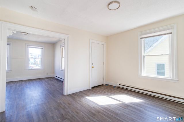 23 Beacon Street, Waterbury, CT 06704