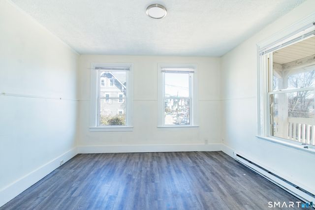 23 Beacon Street, Waterbury, CT 06704