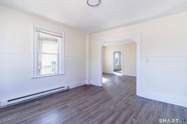 23 Beacon Street, Waterbury, CT 06704