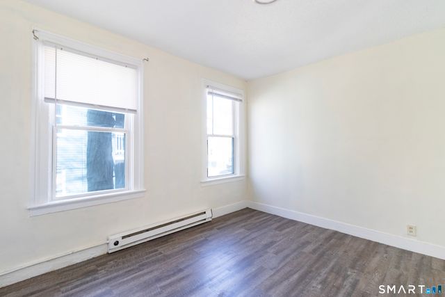 23 Beacon Street, Waterbury, CT 06704