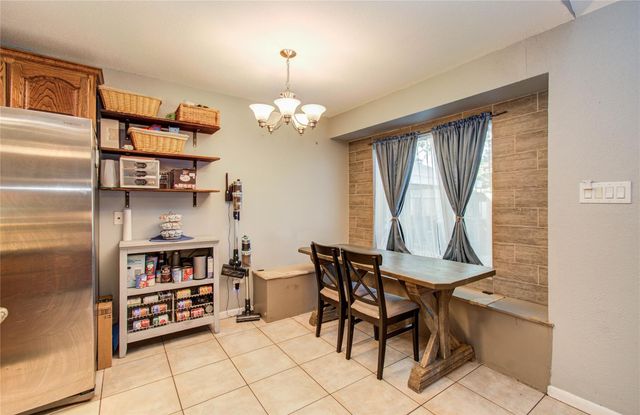 2413 Laura Lane, Pearland, TX 77581