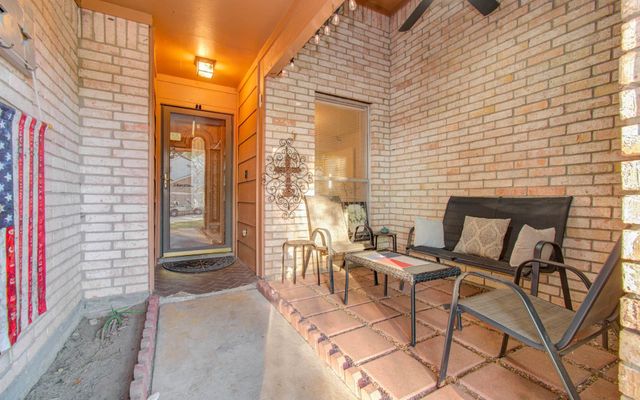 2413 Laura Lane, Pearland, TX 77581