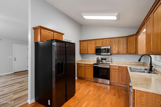 481 Emma Grace Drive, Jonesborough, TN 37659