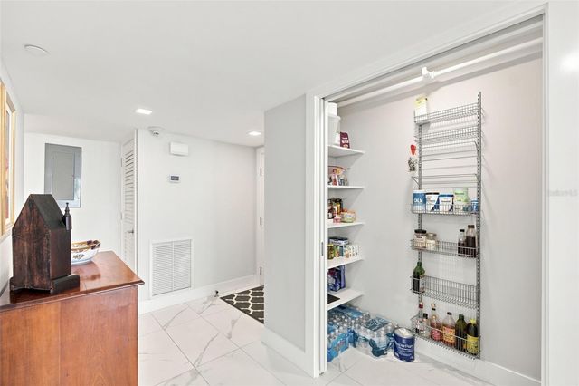 770 S PALM AVENUE 1804, Sarasota, FL 34236