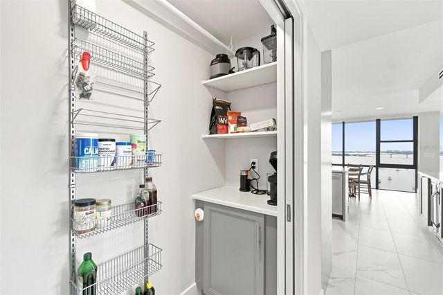770 S PALM AVENUE 1804, Sarasota, FL 34236