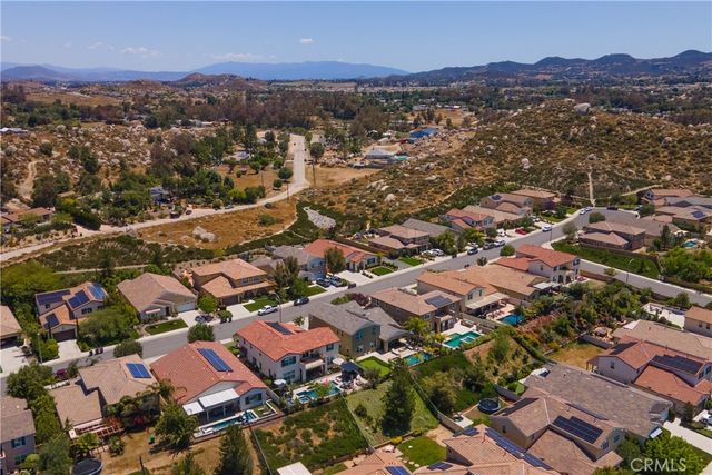 30559 Buckboard, Menifee, CA 92584
