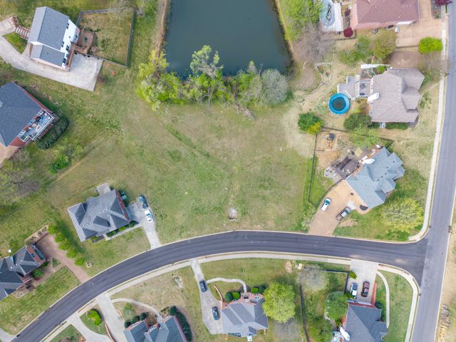115 Cumberland Pl, Hendersonville, TN 37075