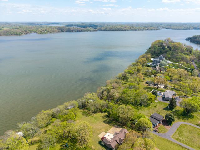 115 Cumberland Pl, Hendersonville, TN 37075