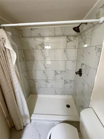 6910 Hart LN 703, Austin, TX 78731