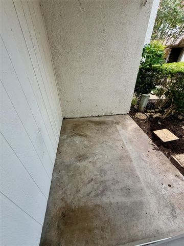 6910 Hart LN 703, Austin, TX 78731
