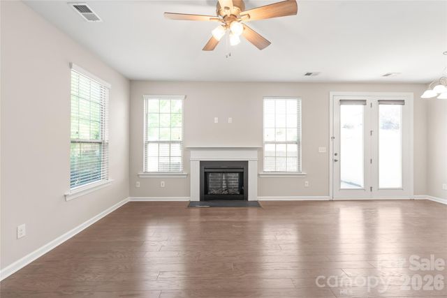 5662 Stonewells Drive, Charlotte, NC 28278