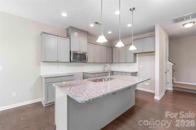 5662 Stonewells Drive, Charlotte, NC 28278