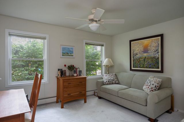 17 Eastman Farm Road, Burlington, VT 05408