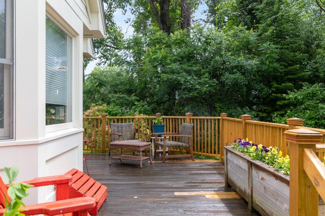17 Eastman Farm Road, Burlington, VT 05408