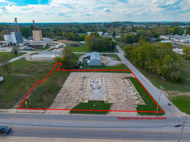 909 N Jefferson Street, Ava, MO 65608