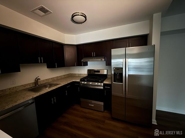 1225 Waterford Drive, Edison, NJ 08817