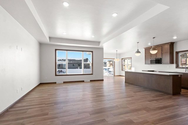 399 BATTERY AVENUE, De Pere, WI 54115