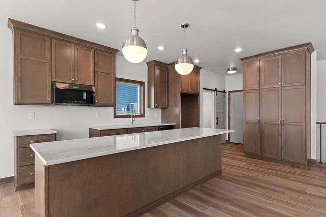 399 BATTERY AVENUE, De Pere, WI 54115