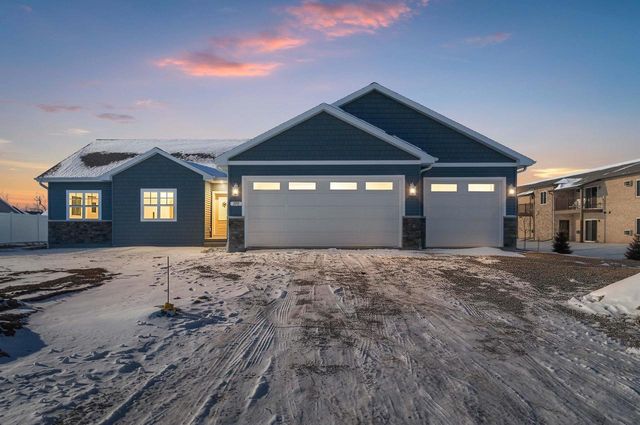 399 BATTERY AVENUE, De Pere, WI 54115