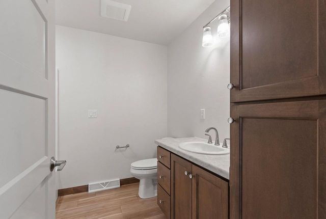 399 BATTERY AVENUE, De Pere, WI 54115